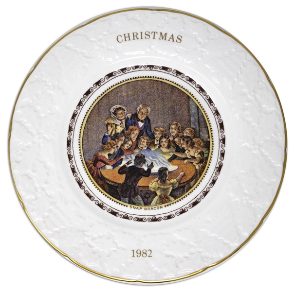 Margaret Thatcher Personally Owned Christmas Plate, Made of Porcelain China, Dated 1982